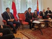 3ambasada-mongolii-rada-podroznikow-i-pisarzy