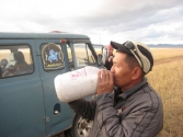 Ajrak czyli z rosyjska kumys to takie mongolskie piwo oczywiście z mleka kobylego 